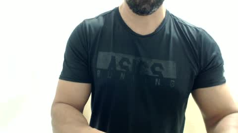 cashmastermuscle77 online show from June 2026 10:36:02 AM