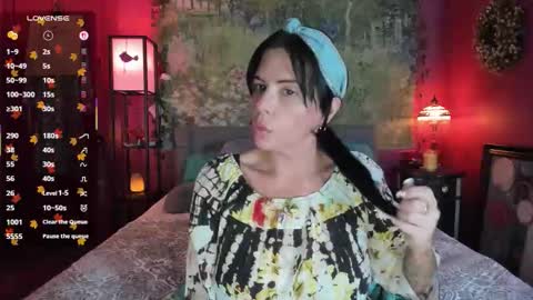 Snapshot of cashmerefoxxx chatting on November 2025 09:03:02 PM Cashmere Fox online show from November 2025 09:03:02 PM