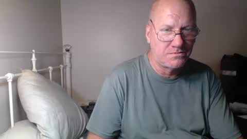 CasinoCam online show from April 2026 12:56:01 AM