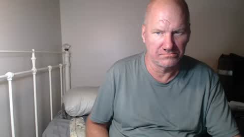 CasinoCam online show from April 2026 02:04:02 AM