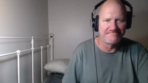 CasinoCam online show from April 2026 12:35:02 AM