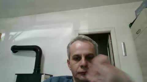 Snapshot of casius_77 chatting on April 2026 04:00:02 PM casius_77 online show from April 2026 04:00:02 PM