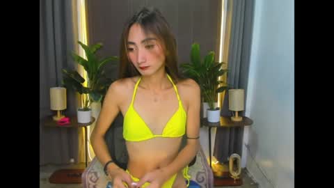 Snapshot of cassandrafoxxx chatting on June 2026 01:17:01 AM cassandrafoxxx online show from June 2026 01:17:01 AM