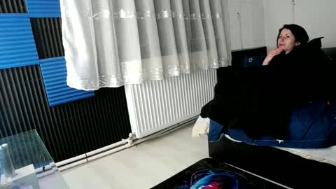Snapshot of cassandry92 chatting on January 2025 04:27:01 PM Casandry online show from January 2025 04:27:01 PM