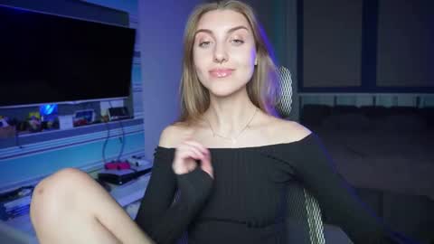 Seductress Cassia  FINDOM AND SADISM  NO NUDE online show from October 2025 05:01:01 PM