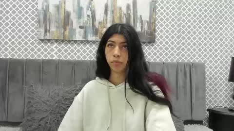 cassie_bloom online show from October 2025 04:15:01 AM