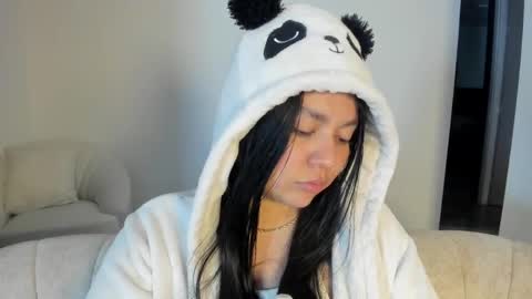 Cassie Jones online show from June 2026 12:22:02 AM