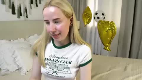 Cassie online show from June 2026 09:43:02 PM