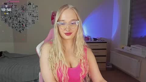 Snapshot of cassie_rosss chatting on February 2025 12:39:01 AM Cassie Rosss online show from February 2025 12:39:01 AM
