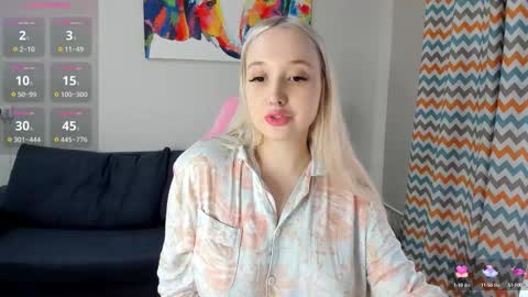 Snapshot of cassie_rosss chatting on September 2025 09:52:01 AM Cassie Rosss online show from September 2025 09:52:01 AM