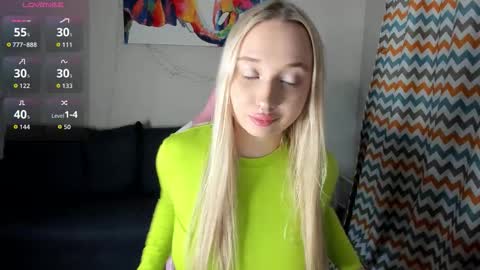 Snapshot of cassie_rosss chatting on March 2026 01:48:02 PM Cassie Rosss online show from March 2026 01:48:02 PM