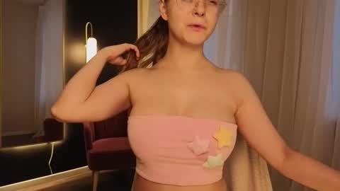 assie online show from December 2025 12:33:02 PM