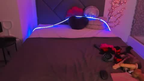 Cassie online show from June 2026 05:42:02 AM