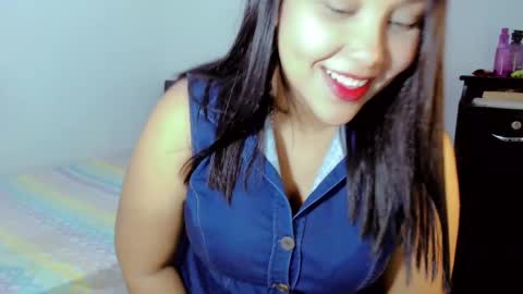 Snapshot of cassielenx chatting on December 2024 01:53:02 AM --------Independent model online show from December 2024 01:53:02 AM