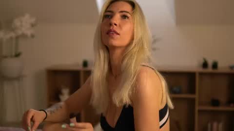 Cassi online show from June 2026 03:09:02 AM