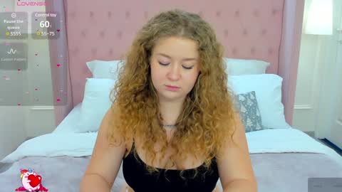 Snapshot of cassieride chatting on January 2025 12:17:02 PM Curly online show from January 2025 12:17:02 PM