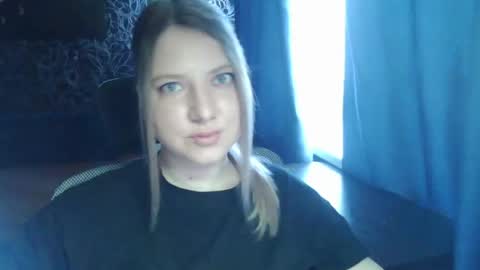 Snapshot of casual__vibes chatting on April 2026 10:07:02 AM casual__vibes online show from April 2026 10:07:02 AM