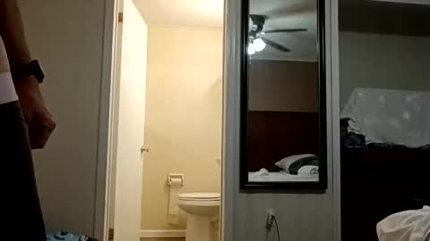 cat_daddy2121 online show from November 2025 09:54:02 AM