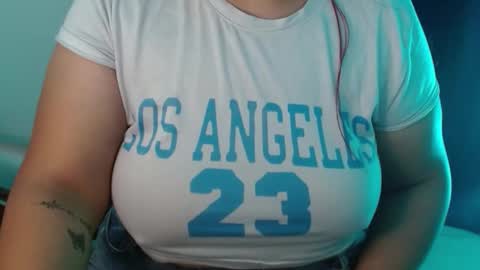 Snapshot of cata__gutierrez_ chatting on October 2025 03:45:01 AM Cata online show from October 2025 03:45:01 AM