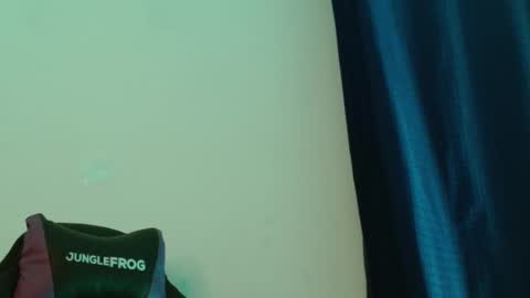 Snapshot of cata__gutierrez_ chatting on October 2025 03:58:02 AM Cata online show from October 2025 03:58:02 AM