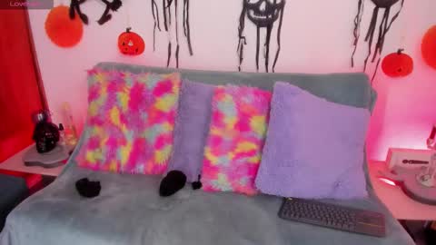 Cata green model independient online show from October 2025 07:44:02 PM