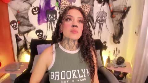 Cata green model independient online show from October 2025 08:21:02 PM