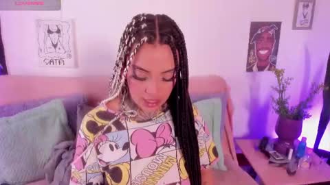 Cata green model independient online show from June 2026 07:05:01 PM