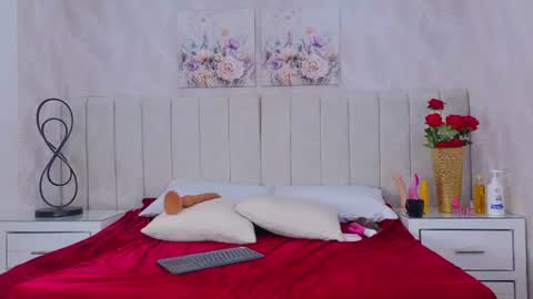 Dani   online show from July 2026 08:52:02 PM