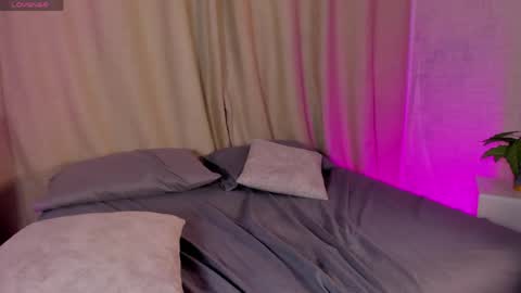 catalella_rouse online show from April 2026 09:39:01 PM