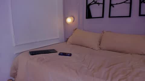 Cataleya online show from October 2025 04:20:02 AM