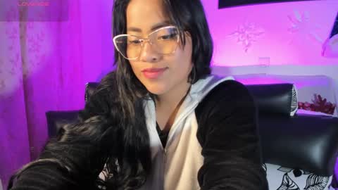 Flor....... online show from December 2024 03:52:02 AM