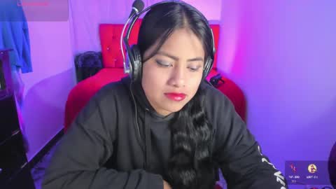 Flor....... online show from December 2024 12:34:01 AM