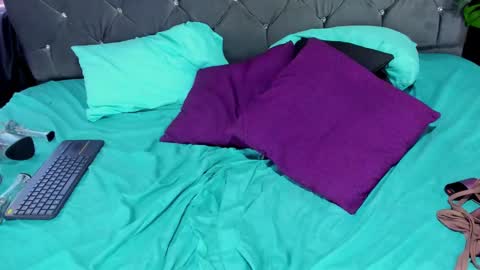 Cata Prins  online show from January 2025 02:08:02 PM