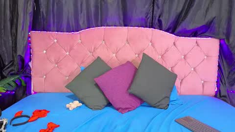 Cata Prins  online show from February 2026 12:06:01 PM