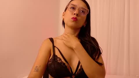 Cataleya online show from May 2026 09:01:02 PM