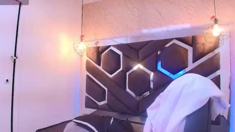 Cataleya online show from November 2025 10:58:02 AM