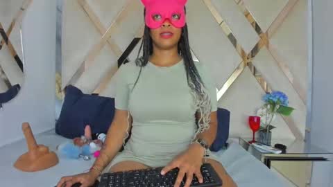 cataleyaxht online show from October 2025 12:17:01 PM