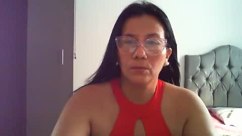 Snapshot of catalina2408 chatting on January 2025 02:46:01 PM catalina2408 online show from January 2025 02:46:01 PM