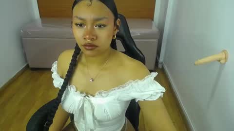 Snapshot of catalina25_t chatting on September 2025 12:43:01 PM catalina25_t online show from September 2025 12:43:01 PM