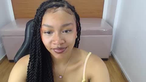 Snapshot of catalina25_t chatting on October 2025 08:11:02 PM catalina25_t online show from October 2025 08:11:02 PM