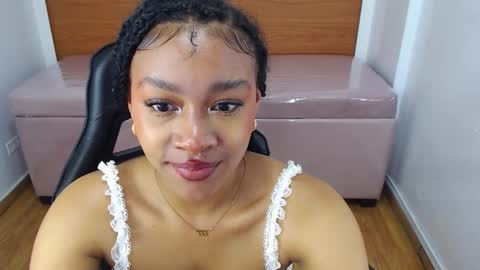 Snapshot of catalina25_t chatting on October 2025 08:21:02 PM catalina25_t online show from October 2025 08:21:02 PM