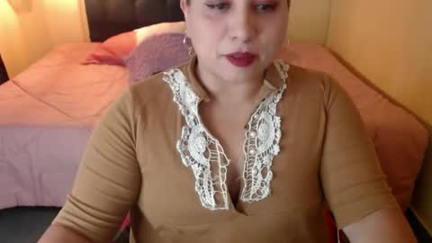 Snapshot of catalinajane1 chatting on June 2026 07:42:01 PM catalinajane1 online show from June 2026 07:42:01 PM