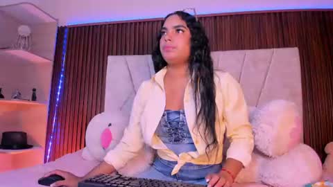 catalleya_f online show from June 2026 08:41:01 PM