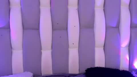 Snapshot of catarsiss_moon chatting on December 2024 06:06:01 PM Cat online show from December 2024 06:06:01 PM