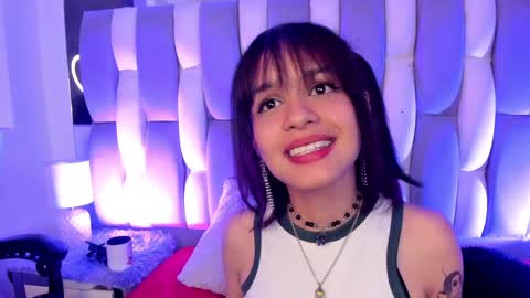 Snapshot of catarsiss_moon chatting on December 2024 10:45:01 PM Cat online show from December 2024 10:45:01 PM