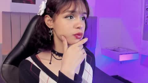 Snapshot of catarsiss_moon chatting on January 2025 07:50:02 PM Cat online show from January 2025 07:50:02 PM