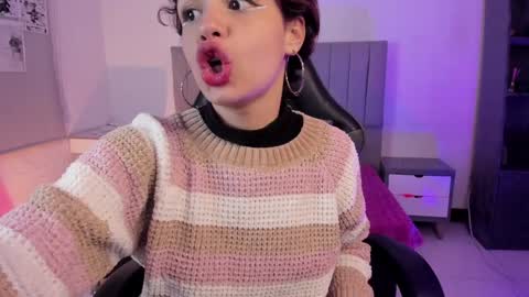 Snapshot of catarsiss_moon chatting on February 2025 02:48:02 AM Cat online show from February 2025 02:48:02 AM