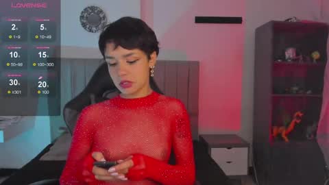 Snapshot of catarsiss_moon chatting on March 2025 08:16:02 PM Cat online show from March 2025 08:16:02 PM