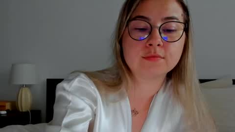 Kat online show from July 2026 12:44:01 PM