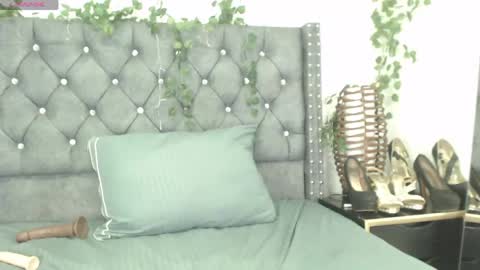 cathalina online show from May 2026 03:06:01 PM
